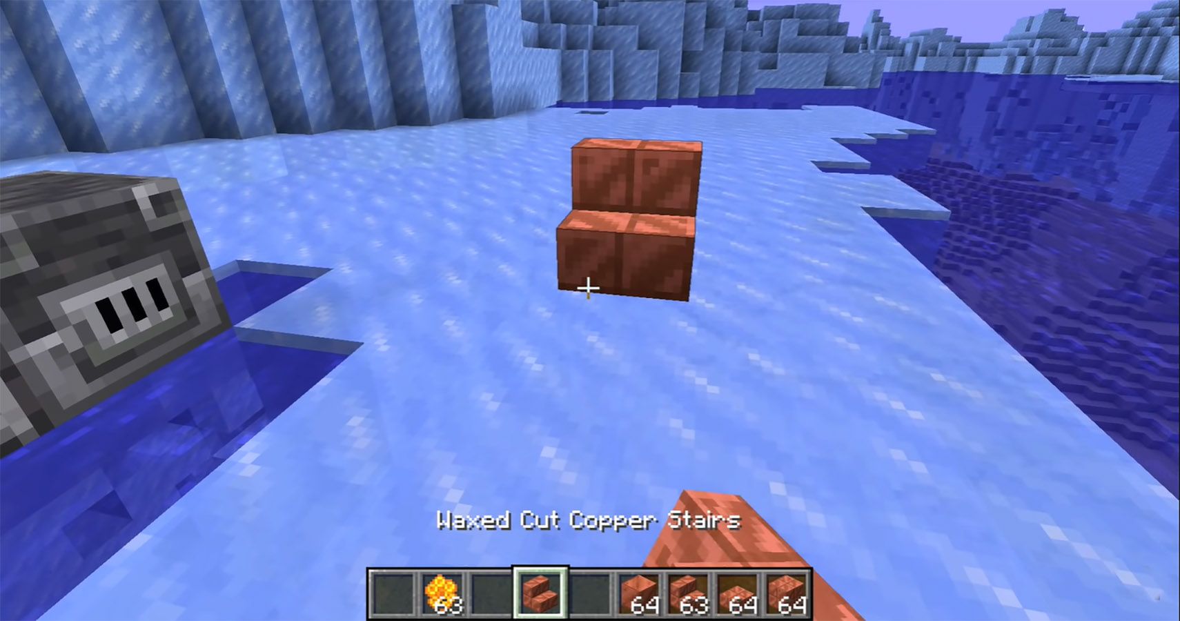 Use Bee's Wax To Freeze Time On Minecraft's Copper Blocks